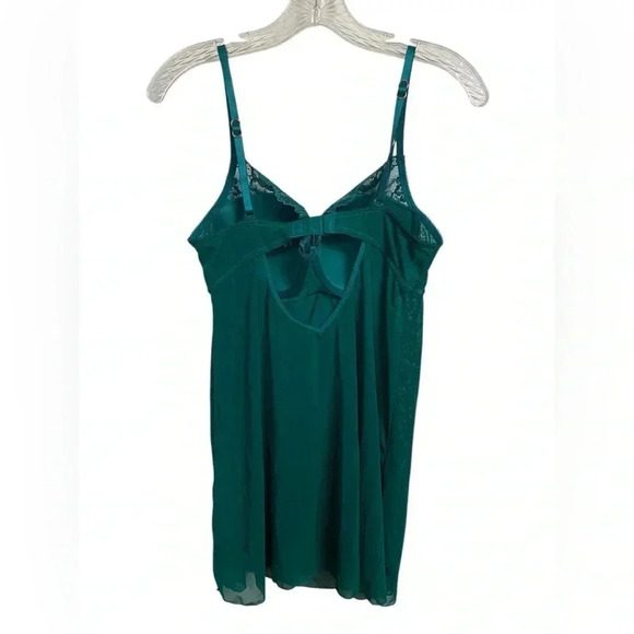 La Vie en Rose Emerald Green nightie w padded, underwire cups, adjustable straps - Picture 3 of 10